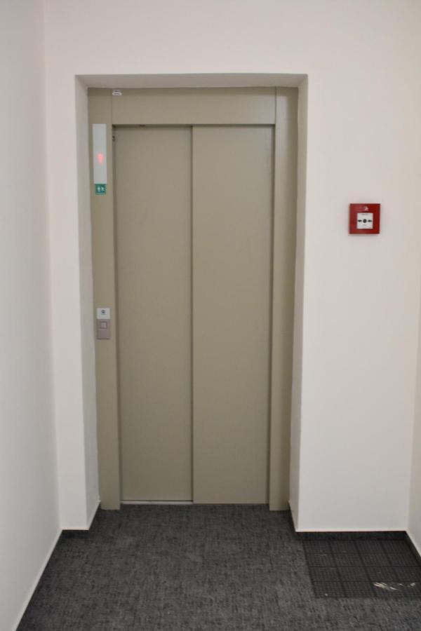 Apartment Airstay Apartment: Grebovka Prague