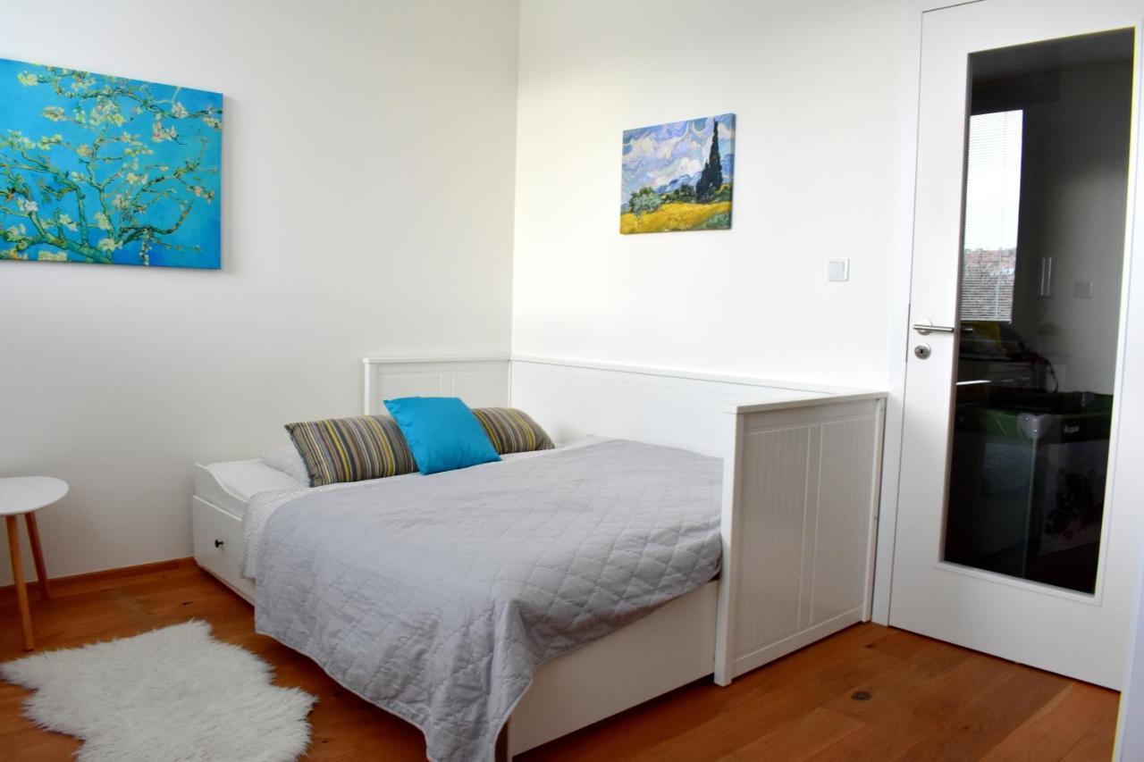 Airstay Apartment: Grebovka Prague
