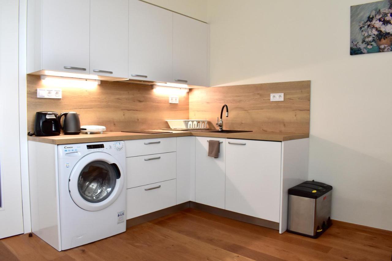 Airstay Apartment: Grebovka Apartment Prague